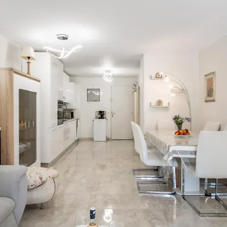 Hello Cote D'azur - Spacieux 3 Pieces A 5 Min Des Plages A Pieds Apartment Antibes